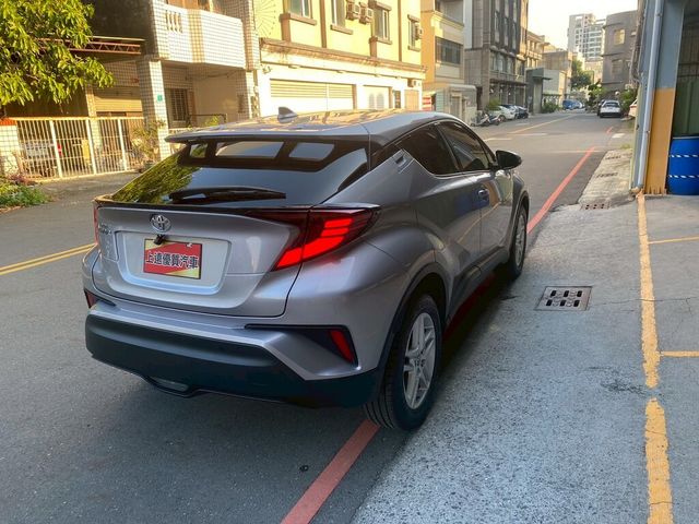 TOYOTA豐田 C-HR  第5張相片