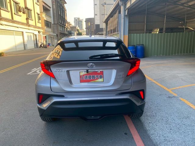 TOYOTA豐田 C-HR  第6張相片