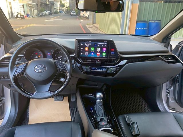 TOYOTA豐田 C-HR  第16張相片