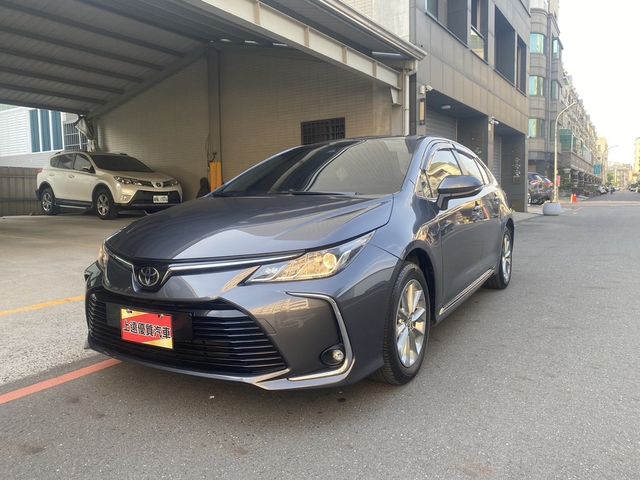 TOYOTA豐田 ALTIS  第1張相片