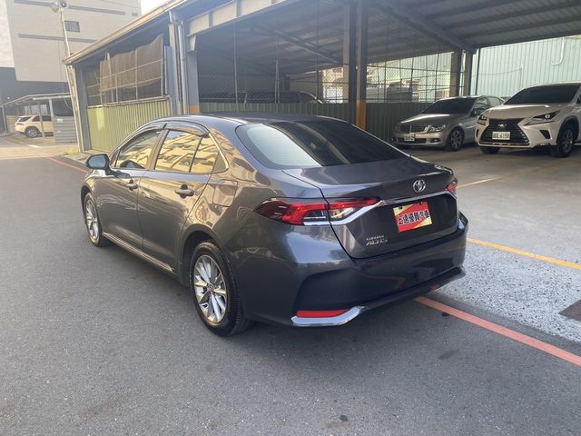 TOYOTA豐田 ALTIS  第5張相片