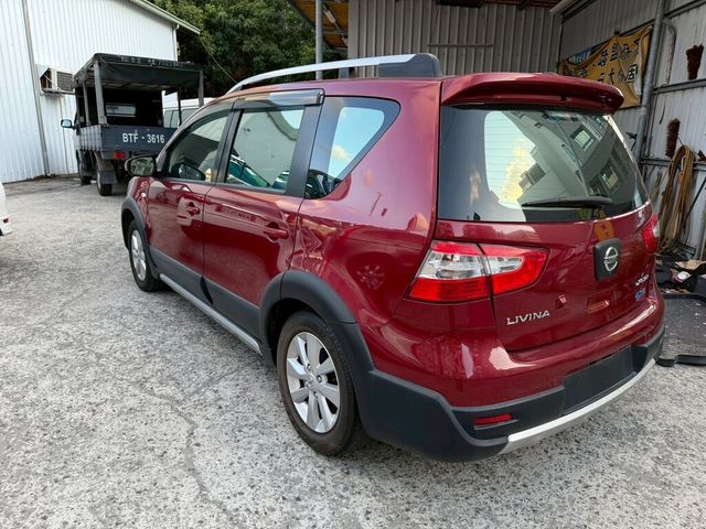 NISSAN日產 LIVINA  第6張相片