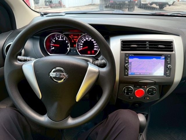 NISSAN日產 LIVINA  第9張相片