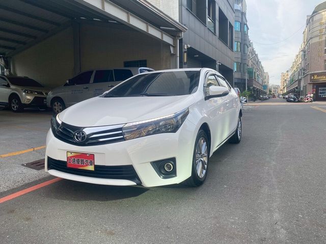 TOYOTA豐田 ALTIS  第1張相片