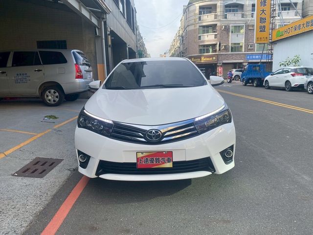 TOYOTA豐田 ALTIS  第2張相片