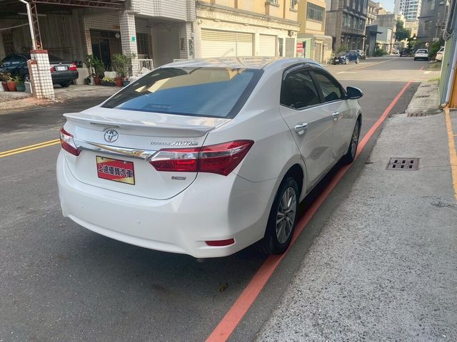 TOYOTA豐田 ALTIS  第5張相片