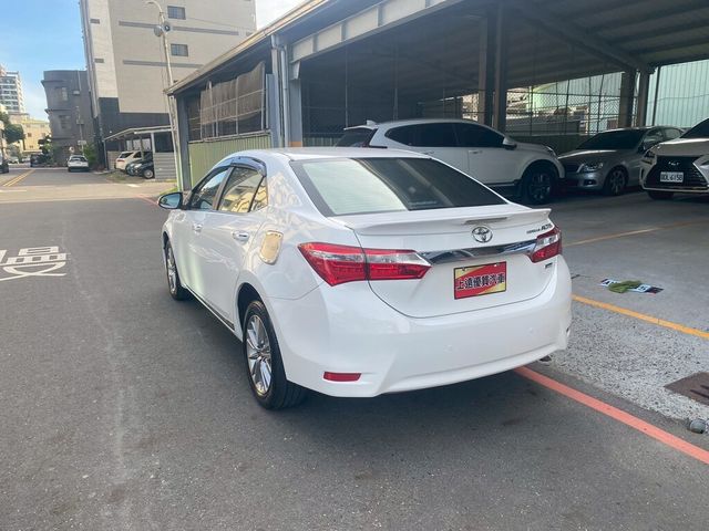 TOYOTA豐田 ALTIS  第7張相片
