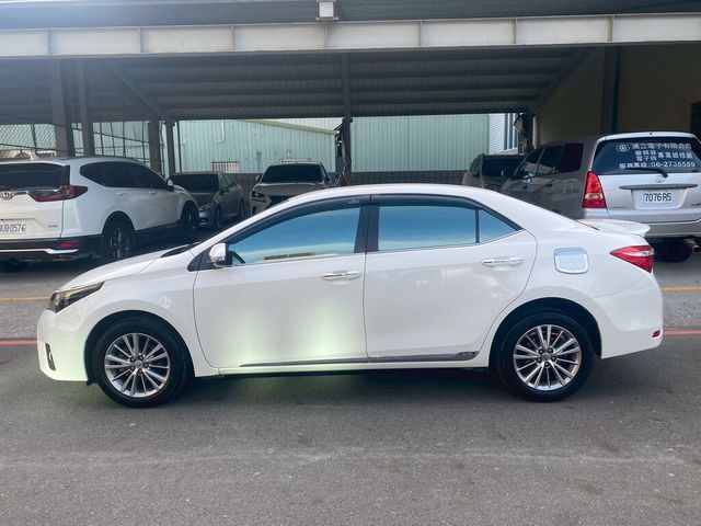 TOYOTA豐田 ALTIS  第8張相片