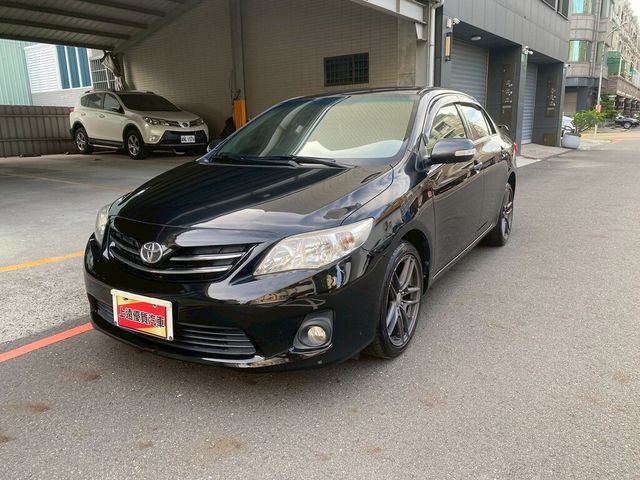 TOYOTA豐田 ALTIS  第1張相片