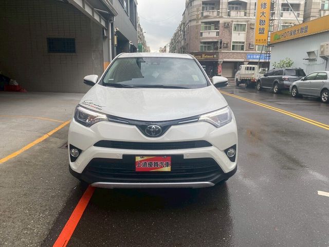 TOYOTA豐田 RAV4  第2張相片