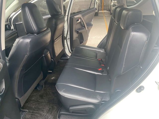 TOYOTA豐田 RAV4  第12張相片