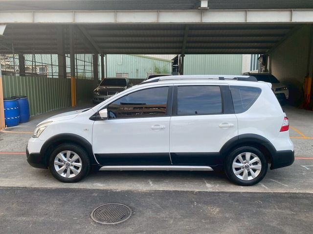 NISSAN日產 LIVINA  第8張相片
