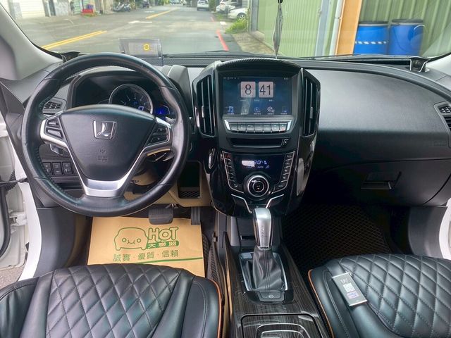 LUXGEN納智捷 U6 TURBO  第15張相片