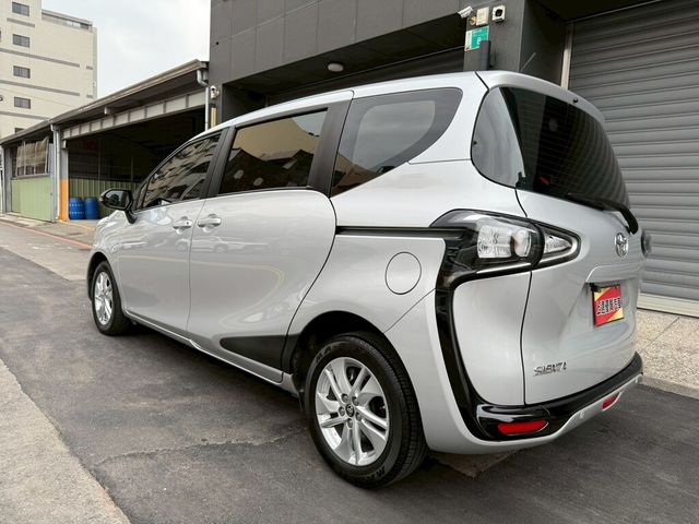 TOYOTA豐田 SIENTA  第5張相片