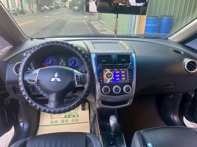 MITSUBISHI三菱 COLT PLUS  第15張相片