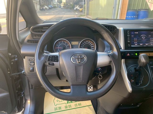 TOYOTA豐田 WISH  第10張相片