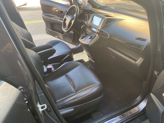 TOYOTA豐田 WISH  第14張相片