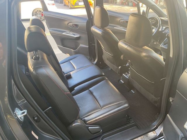 TOYOTA豐田 WISH  第16張相片
