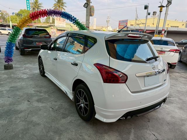 NISSAN日產 TIIDA  第4張相片