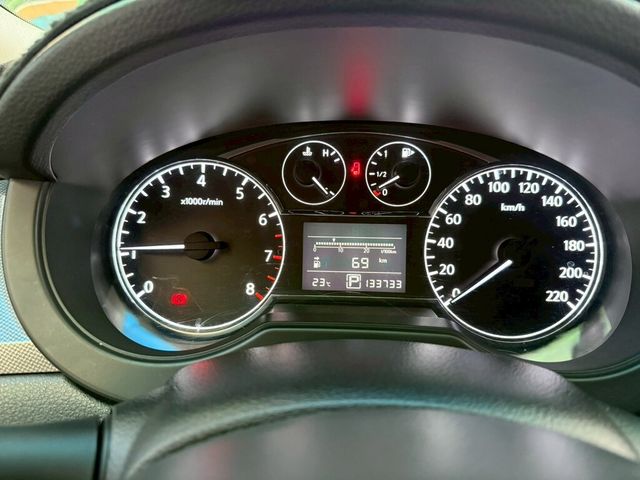 NISSAN日產 TIIDA  第16張相片