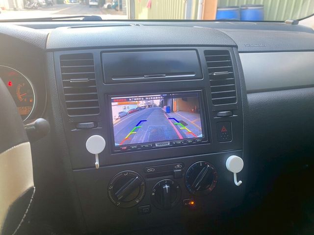 NISSAN日產 TIIDA  第16張相片