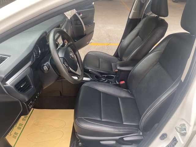 TOYOTA豐田 ALTIS  第12張相片