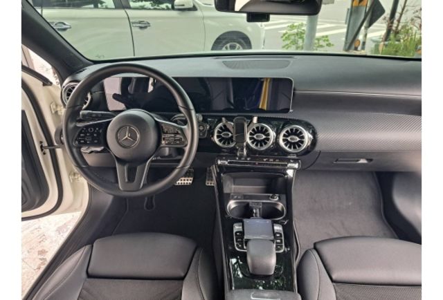 #Benz #A180  第13張相片
