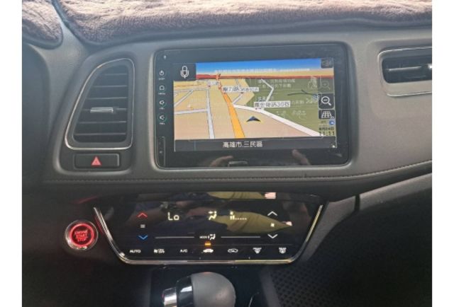 2019年 HONDA  HRV 1.8 頂級版 原版件  第12張相片