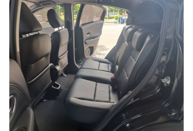 2019年 HONDA  HRV 1.8 頂級版 原版件  第13張相片