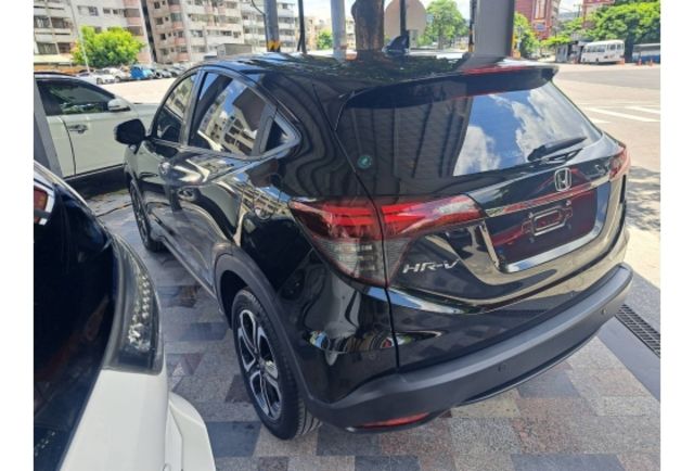 2019年 HONDA  HRV 1.8 頂級版 原版件  第17張相片