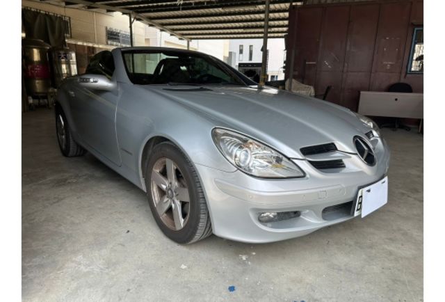 2005年 SLK200 實跑15萬 敞篷4支油壓桿剛換  第1張相片