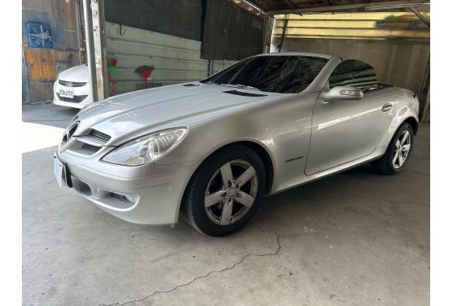 2005年 SLK200 實跑15萬 敞篷4支油壓桿剛換  第3張相片
