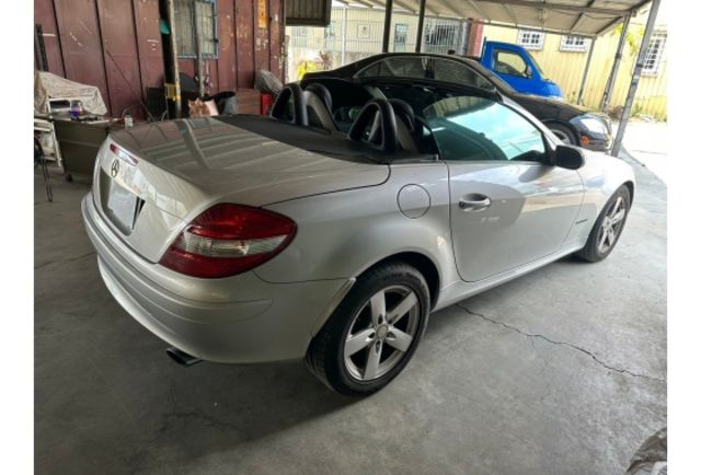 2005年 SLK200 實跑15萬 敞篷4支油壓桿剛換  第8張相片