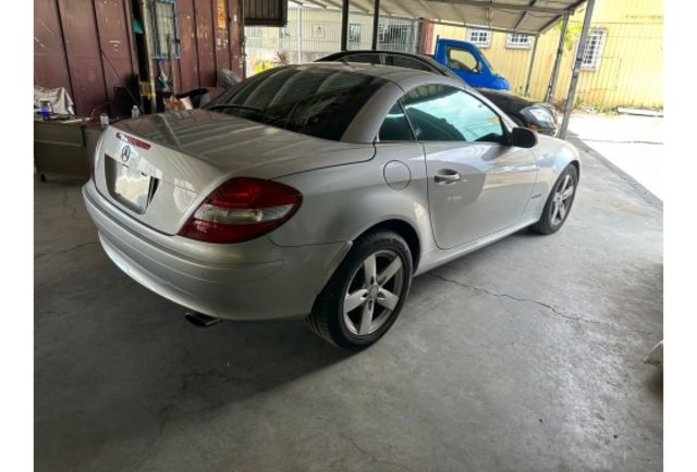 2005年 SLK200 實跑15萬 敞篷4支油壓桿剛換  第11張相片