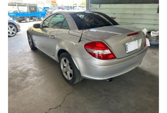 2005年 SLK200 實跑15萬 敞篷4支油壓桿剛換  第12張相片