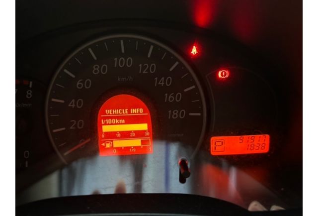 2012年 MARCH 一手車 實跑9萬1  第8張相片
