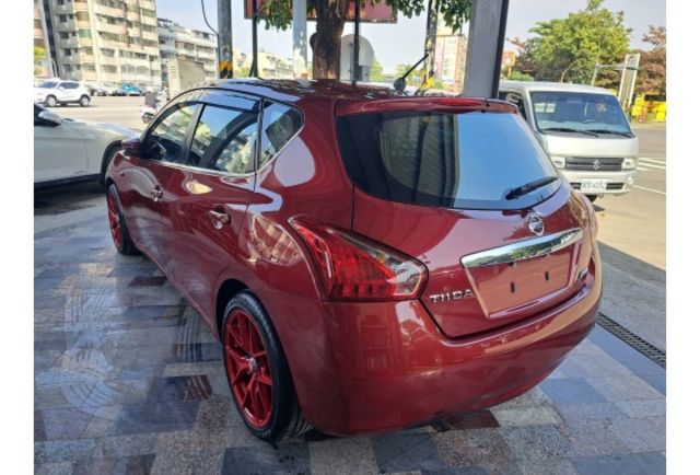2016年TIIDA 一手車原版件 安卓機  第17張相片