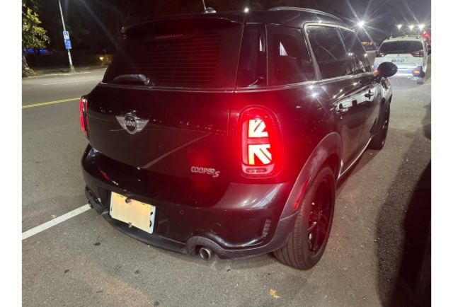 2012年 MINI COOPER S版 全景式天窗 實跑6萬4  第12張相片