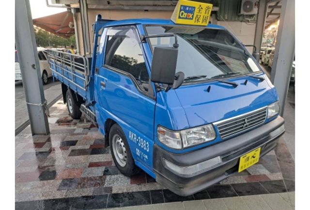 2011年 得利卡 2.4 一手車 原版件 實跑14萬  第1張相片