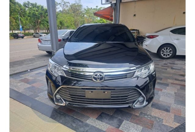 2015年 CAMRY 2.0 頂級版 I-key 天窗  第2張相片