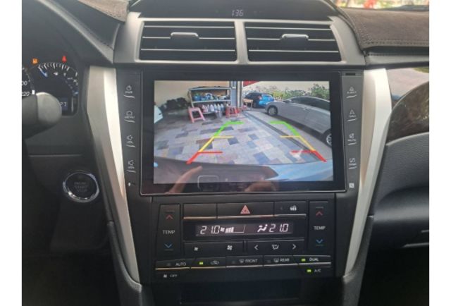 2015年 CAMRY 2.0 頂級版 I-key 天窗  第14張相片