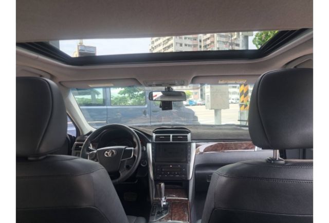 2015年 CAMRY 2.0 頂級版 I-key 天窗  第16張相片