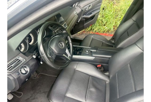 2015年 BENZ 中華賓士 E220D 原版件 跑18萬 衛星導航 免鑰匙啟動I-key 摸們 雙電動記憶座椅  第7張相片