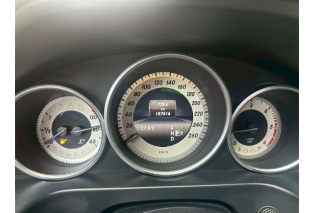 2015年 BENZ 中華賓士 E220D 原版件 跑18萬 衛星導航 免鑰匙啟動I-key 摸們 雙電動記憶座椅  第11張相片