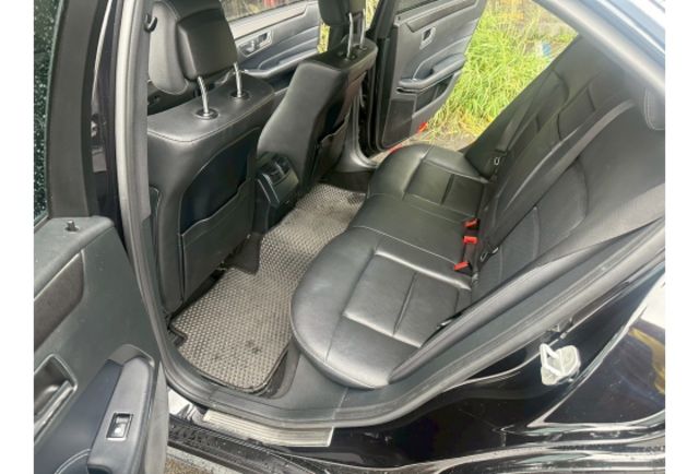 2015年 BENZ 中華賓士 E220D 原版件 跑18萬 衛星導航 免鑰匙啟動I-key 摸們 雙電動記憶座椅  第15張相片