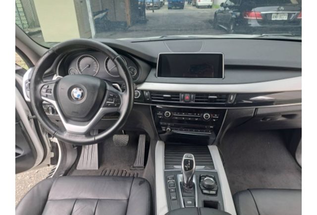 2014年 BMW X5 35i 汎德總代理 實跑14萬  第8張相片