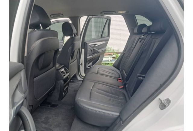 2014年 BMW X5 35i 汎德總代理 實跑14萬  第12張相片