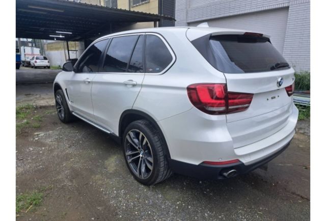 2014年 BMW X5 35i 汎德總代理 實跑14萬  第16張相片