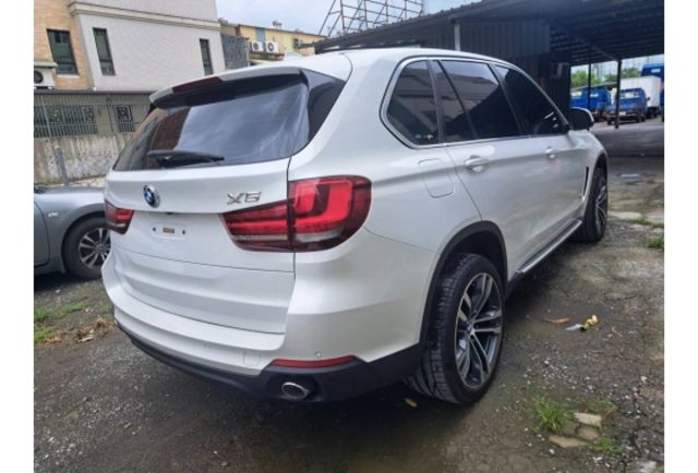 2014年 BMW X5 35i 汎德總代理 實跑14萬  第17張相片
