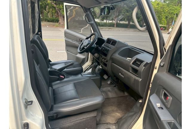 2020年 VERYCA 1.5 自排 一手車 實跑3萬5 保溫箱 盲點偵測 抬頭顯示器 行車紀錄器  第10張相片